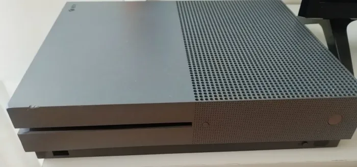 Xbox One S Battlefield Edition