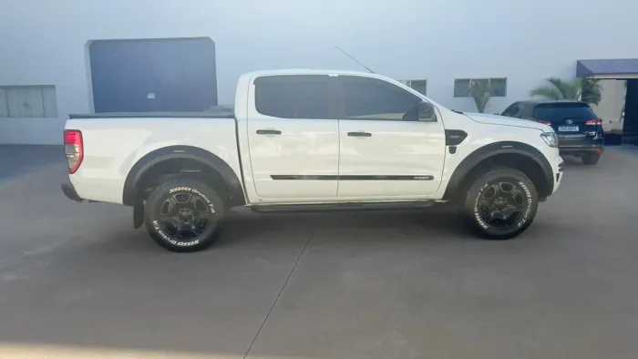 Ford Ranger XLT 2.5 16V 4X2 CD Flex 2017