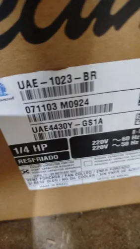 Vendo Unidade TECUMSEH 1/4 HP 220V ~ 60 Hz