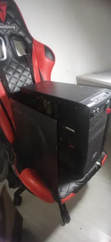 Pc com i7-7700K, Placa Mãe Gigabyte B250M-DS3H water cooler Corsair H60 de 120 mm