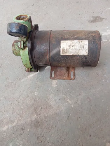 Bomba centrifuga