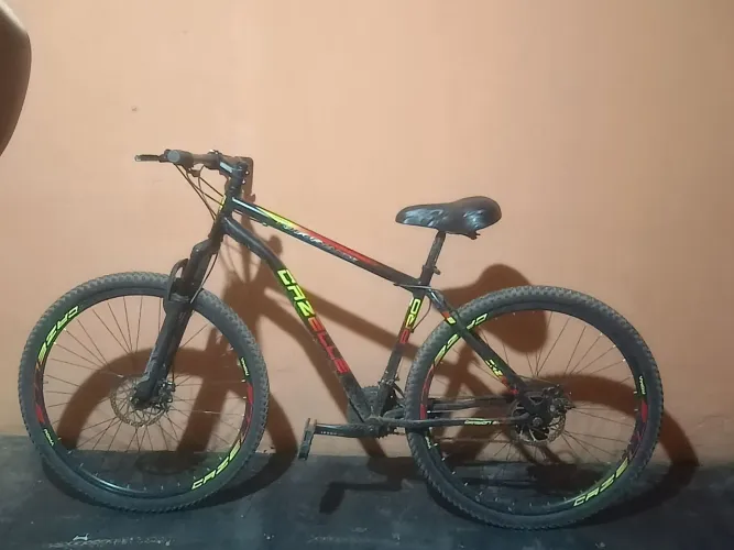 Vendo uma bicicleta CAZELLE ROMA ARO 29 com NOTA FISCAL