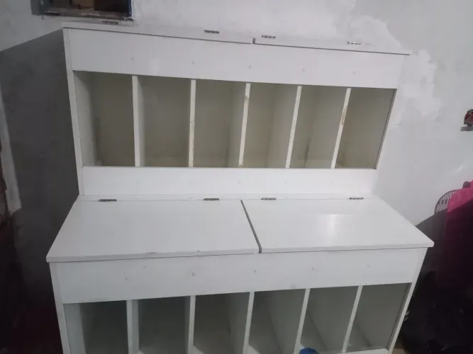 Expositor de ração 12 lugares em mdf