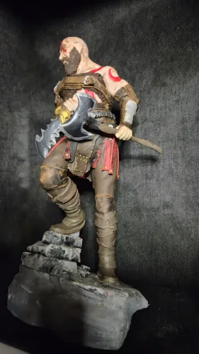 Estátua Kratos (God of War) em Biscuit - Escultura Exclusiva (33cm)