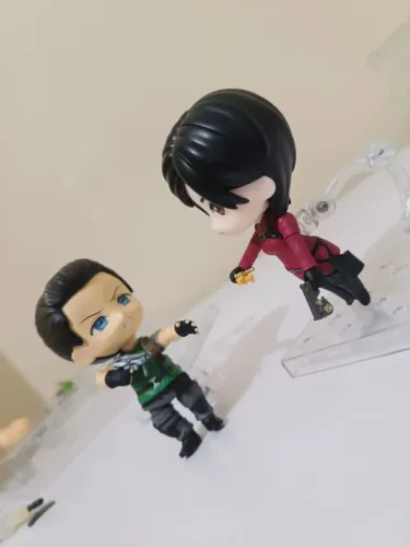 COMBO CHRIS REDFIELD E ADA WONG(NENDOROID ACTION FIGURE)