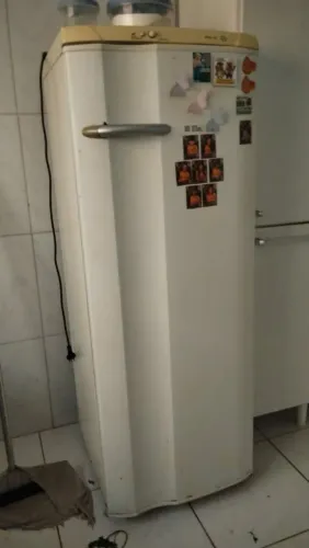 Geladeira eletrolux