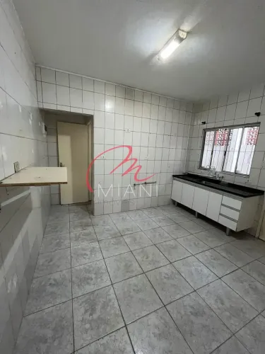 Casa para Locação 1 Quarto - 1 vaga de garagem- Rio Pequeno