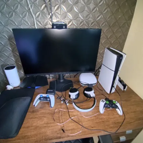 Ps5 slim com monitor Alienware 