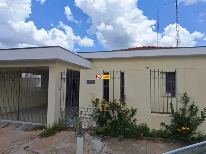 CASA A VENDA COM 3 DORMITÓRIOS JARDIM PAU PRETO INDAIATUBA/SP