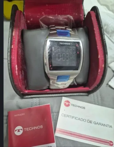 Relógio TECHNOS TOUCH - SEM USO - NA CAIXA COM CERTIFICADOS