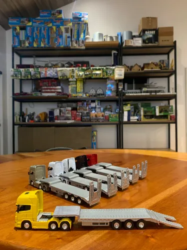 miniatura caminhão + prancha 1/64