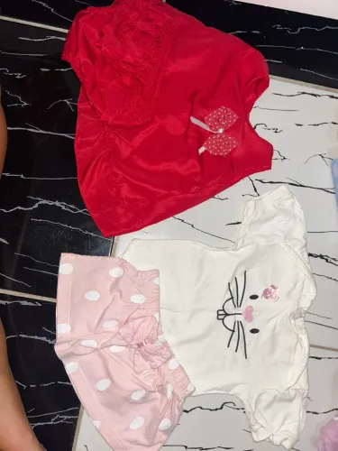 Desapego roupa bebê menina RN a 12 meses