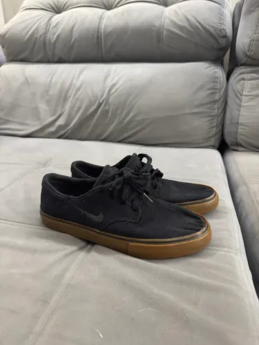 Tênis Nike SB