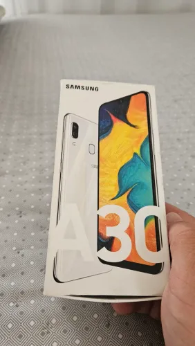 Samsung A30 impecavel