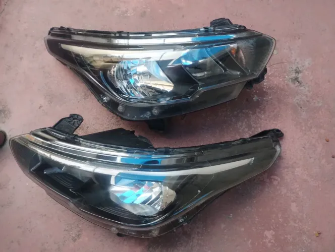Par de farol do Argo Sem LED.