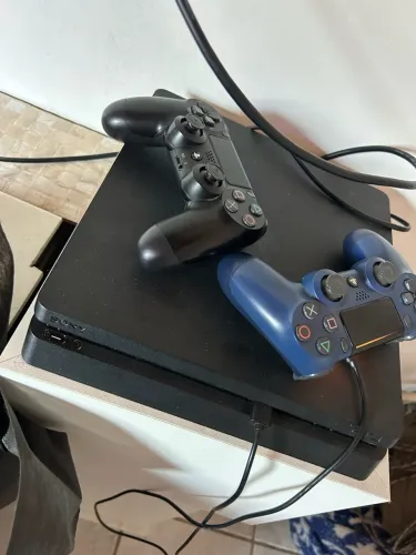 ps4 com 2 controles mais jogos