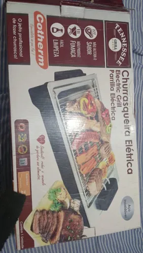 Churrasqueira elétrica Tennessee Grill preta Cotherm