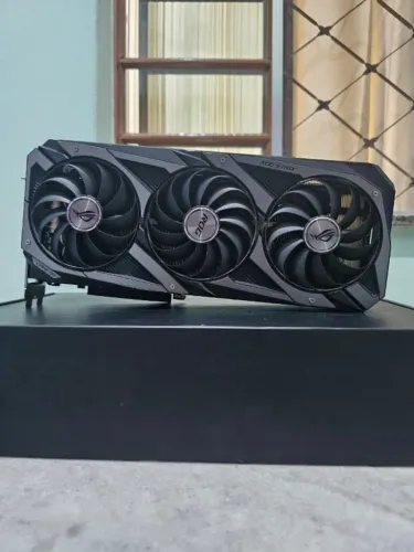 RTX 3080 10GB Asus Rog Strix
