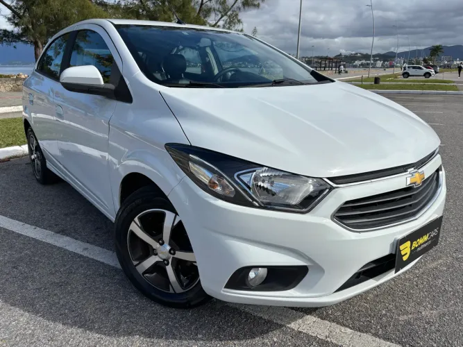 Chevrolet Onix Hatch LTZ 1.4 8V Flex Mec. 4P 2018