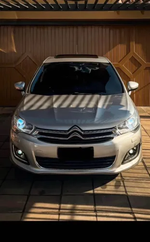 Citroen C4 Lounge Exclusive 1.6 Turbo 4P Aut. 2014