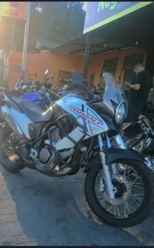 Moto transalp 700
