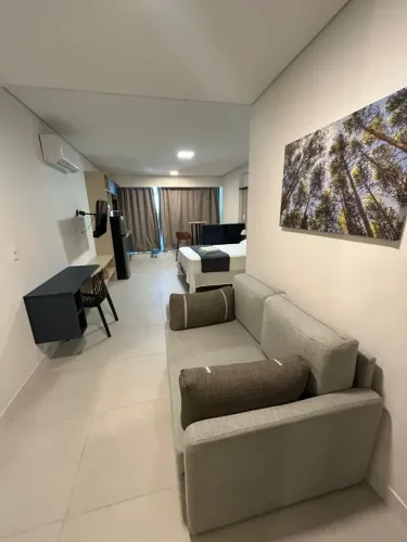 Apartamento de 25m com 1 quarto, sala estar/jantar, mobiliado e decorado, próx. ao shoppin
