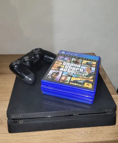 PS4 SLIM