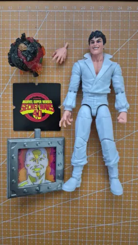 Marvel legends Beyonder