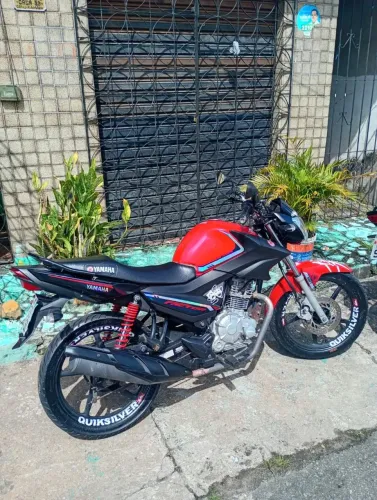 Vendo ou troco em carro ou em outra moto