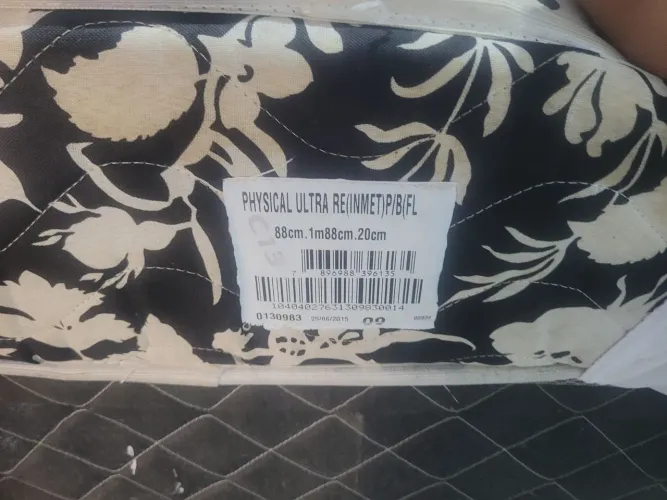 Vendo cama de solteiro