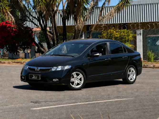 Honda Civic Sedan EXS 1.8/1.8 Flex 16V Aut. 4P 2010