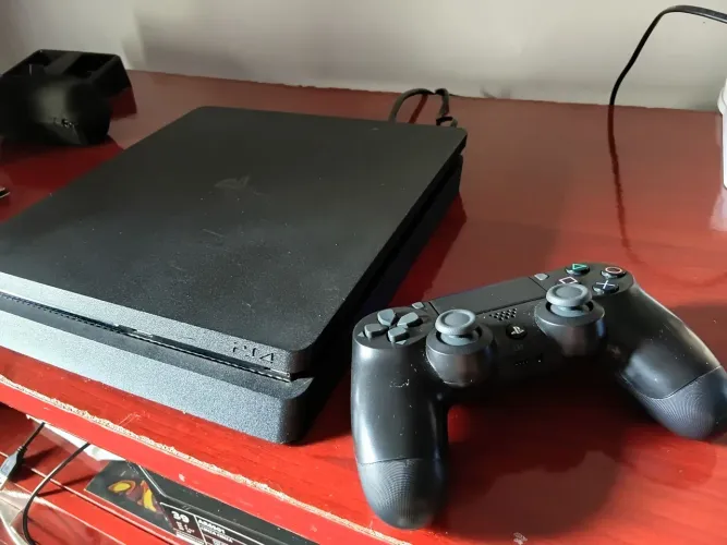 PS4 1TB desbloqueado