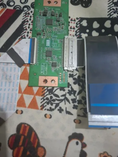 Placa tecom com flat tv 32 aiwa