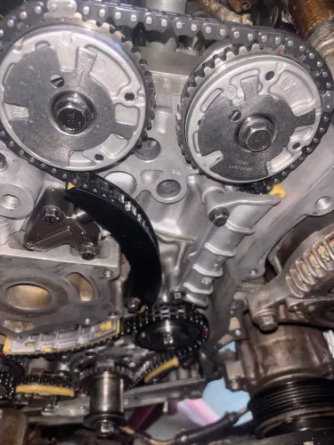 Contrata-se auxiliar administrativo em auto center oficina mecânica" em Taguatinga Sul