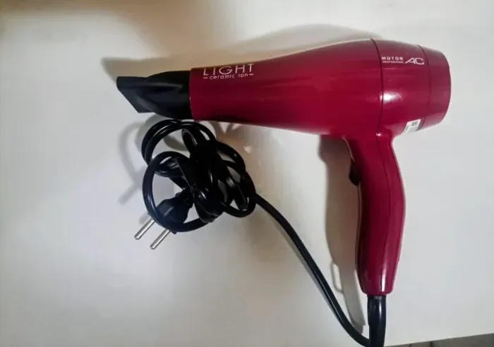 Secador de Cabelo GA.MA Italy Light Ceramic Ion 2000W Motor AC Profissional