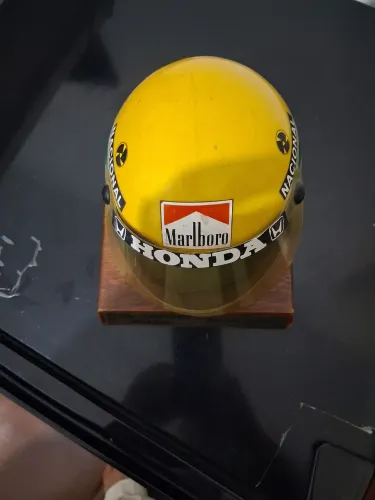 Capacete do Ayrton Senna