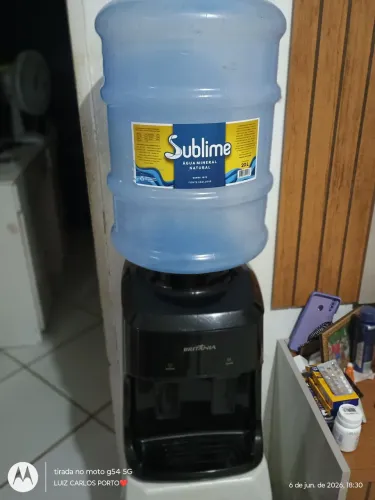Gela água Britânia excelente