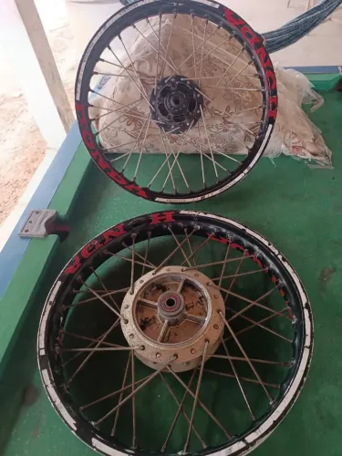 Aros pra 150 freio a disco tão bons,coloquei liga leva na minha moto 