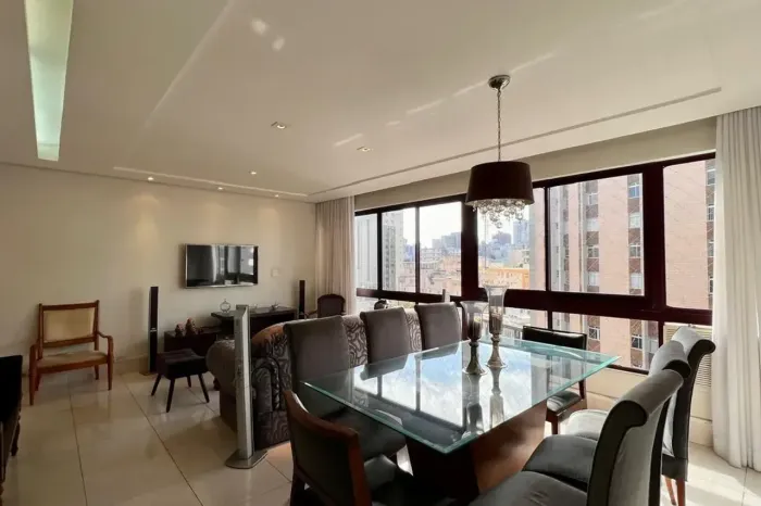Apartamento para venda com 130 metros quadrados com 4 quartos