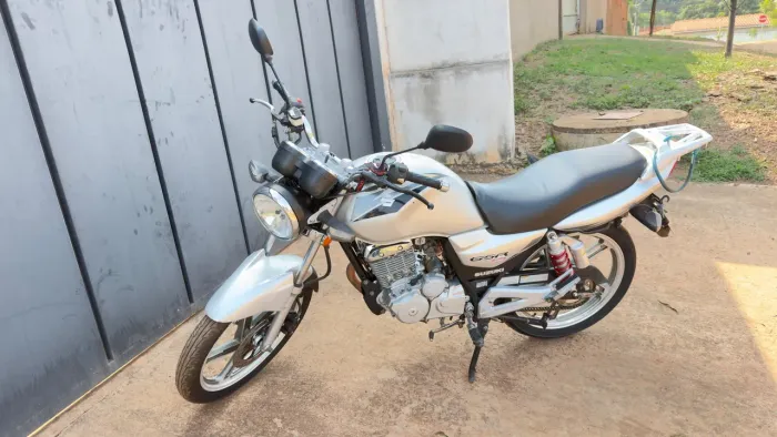 Suzuki GSR 125 2015