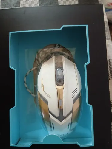 Mouse gaming em perfeito estado 
