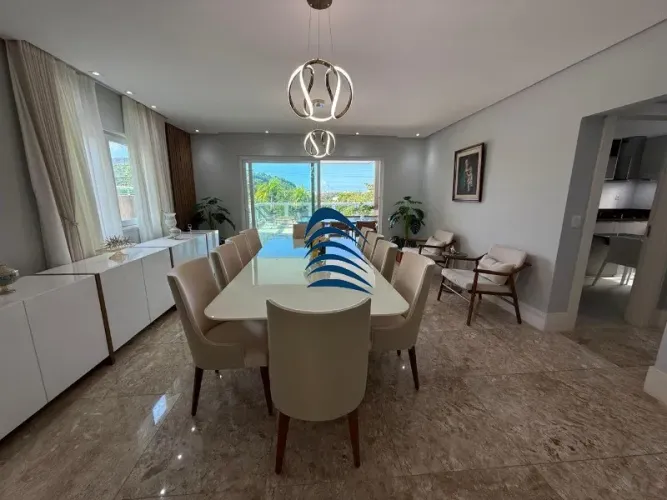 Casa com vista para reserva e piscina no Alphaville 2 | Salvador