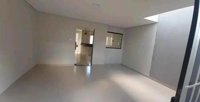 Casa Oportunidade ,Aceita Veículo ..Bairro Independência ...162.900.00