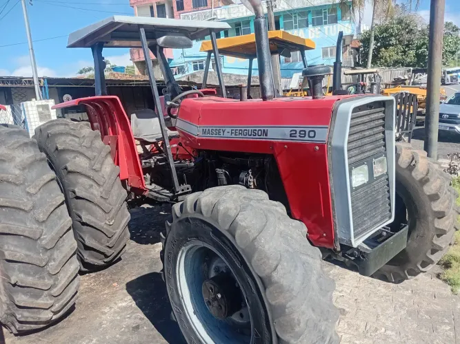 Trator 290 4x4