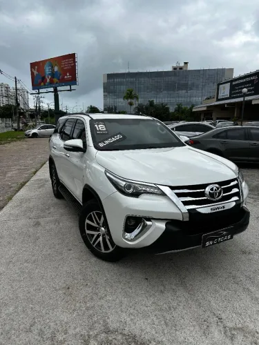 Toyota Hilux SW4 SRX 4X4 2.8 TDI 16V Dies. Aut. 2018