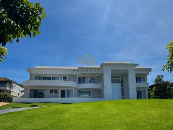 LUXO E SOFISTICAÇÃO JUNTOS NESSA MARAVILHOSA CASA NO CONDOMÍNIO FAZENDA DA GRAMA