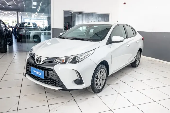 Toyota Yaris XS Sedan 1.5 Flex 16V 4P Aut. 2024