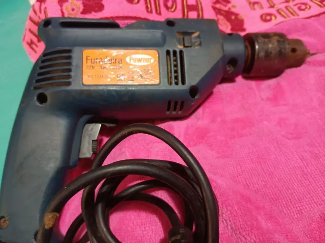 Furadeira de Impacto Powner