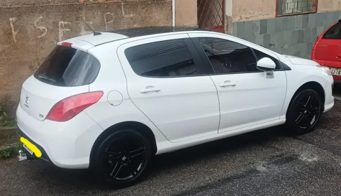 Peugeot 308 Feline 2.0 Flex 16V 5P Aut. 2013