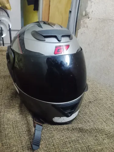Vendo capacete G7 masculino cinza com viseira preta
